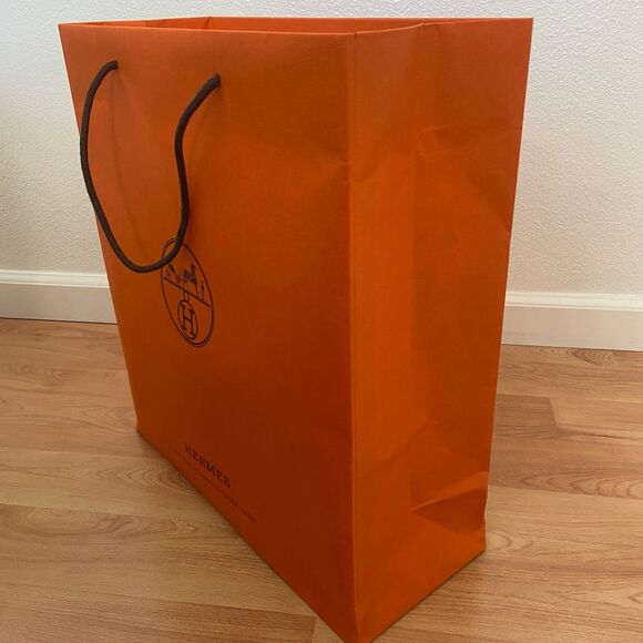 Hermes Paper Shopping Bag - orange large (18.5" x 16.5" x 6.75") [N] - Picture 4 of 6